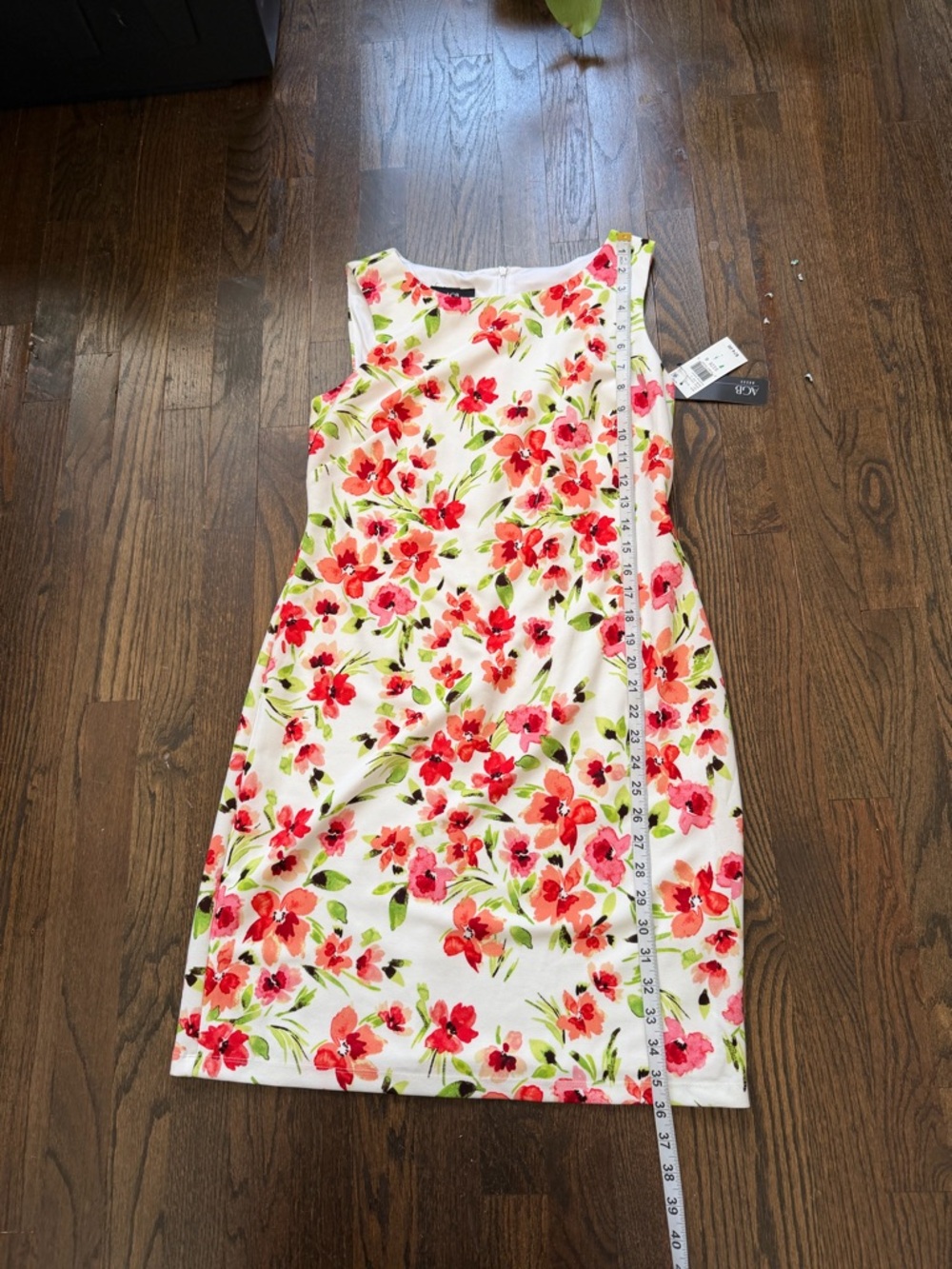 AGB White Floral Sheath Dress with Pink & Coral Blooms - Picture 4 of 7